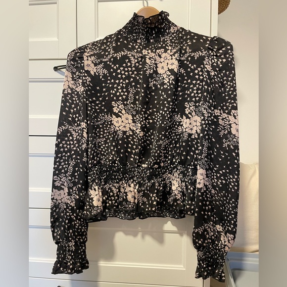 Women’s XS Black/Beige dressy top - Picture 1 of 4